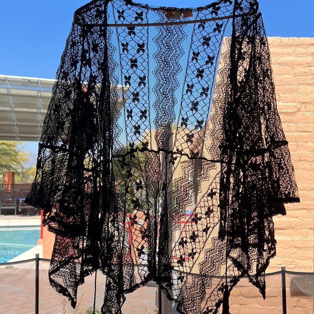Black lace cover up can be used as a light cardigan or bikini coverup